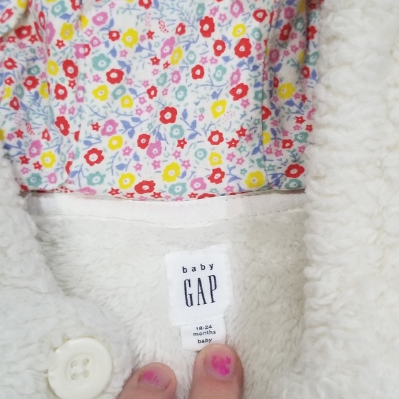 Baby Gap Fuzzy Bear Hoodie Jacket 18-24 months - Picture 2 of 4